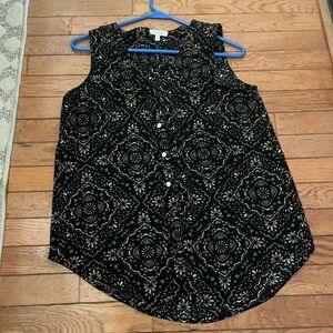 Maurices Black and Cream Patterned Blouse